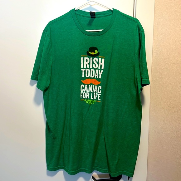 Raising Cane’s! Chicken Fingers 2020 St.Patrick’s Day Crew Shirt - Picture 1 of 5